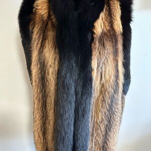 Elegant Women's Fur Vest in Black and Brown